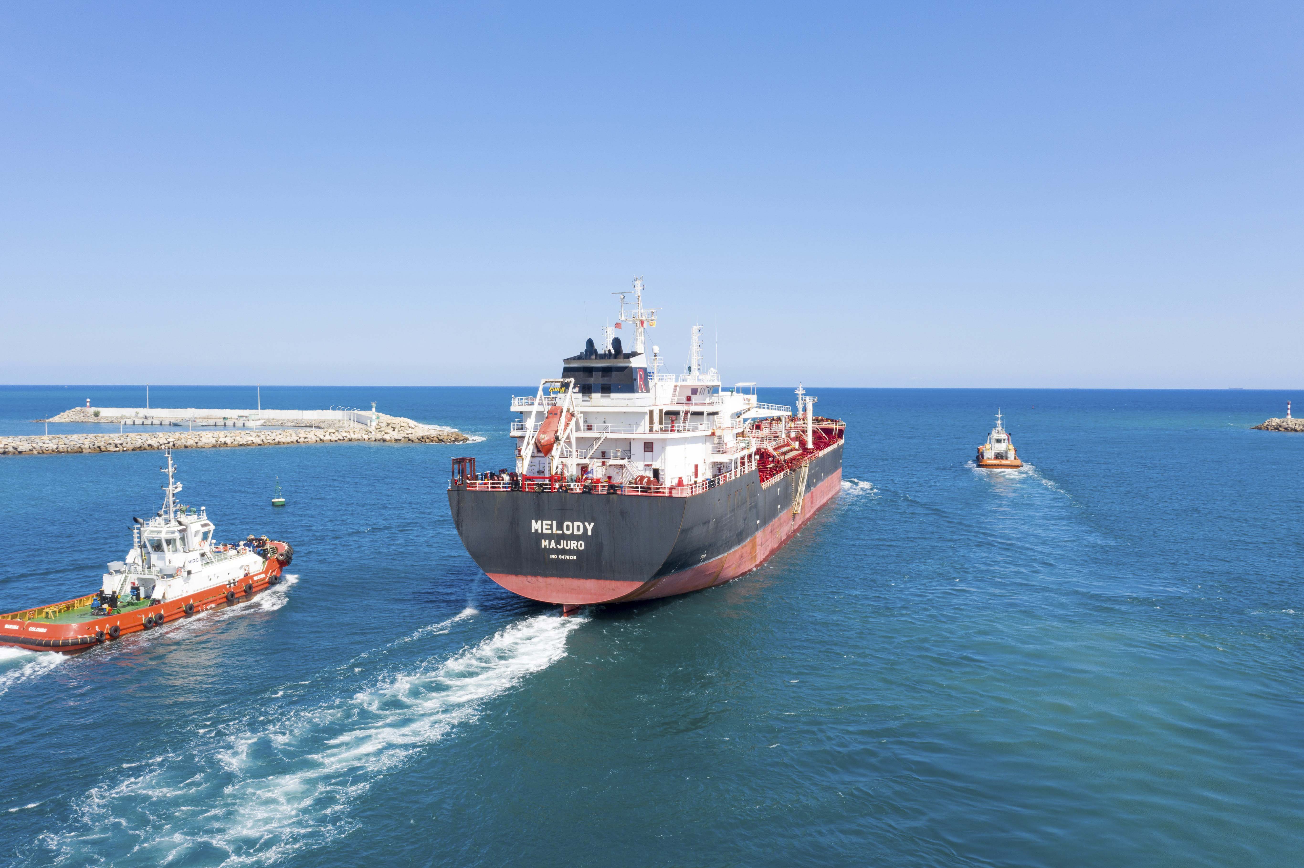 中斯合营汉班托塔港启动燃料油加油业务