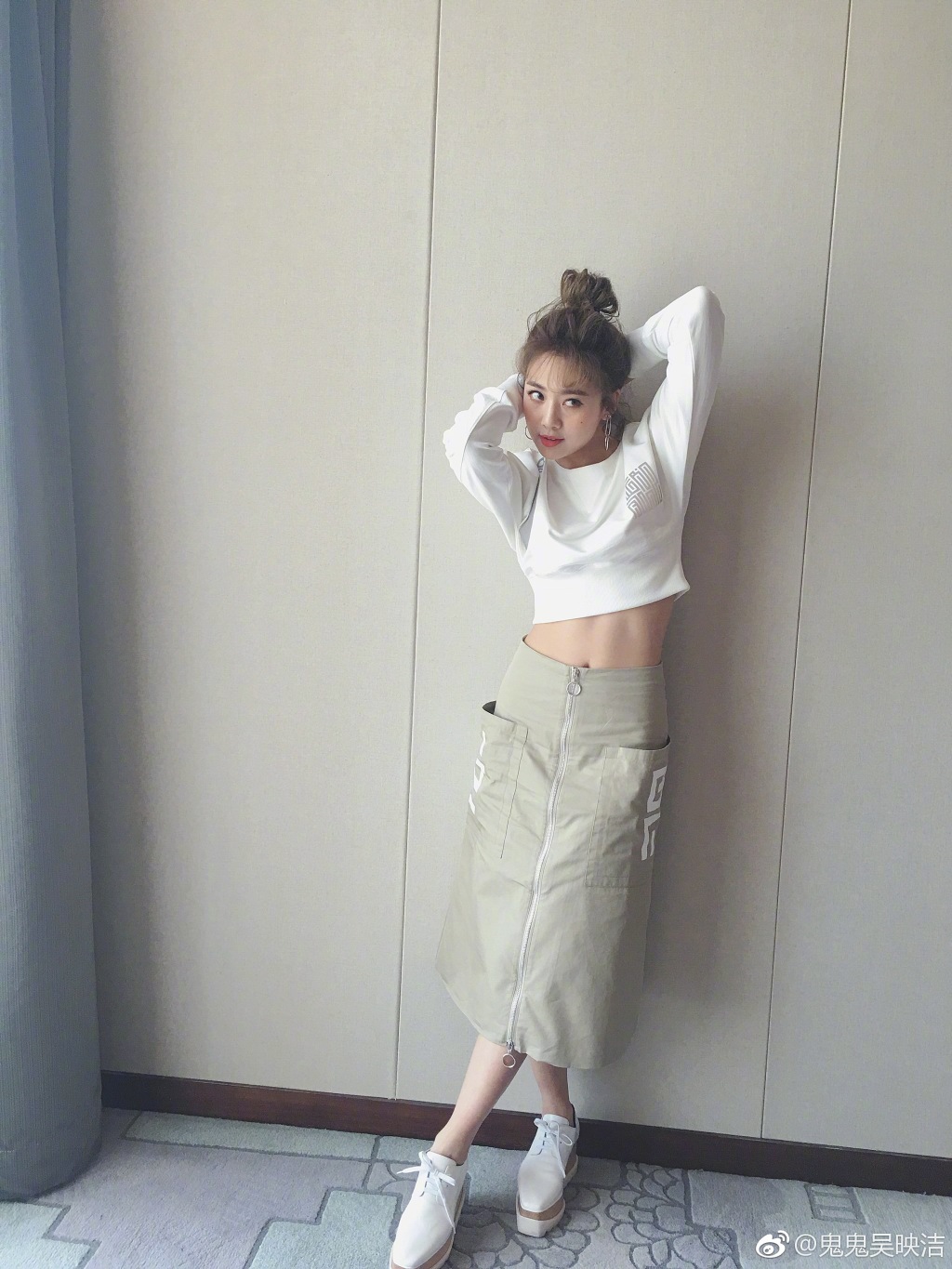 她上综艺曾被网友吐槽胖,疯狂健身练了魔鬼身材!