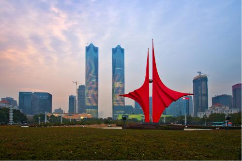 中国新四大火炉,它们分别是福州,重庆,杭州,南昌