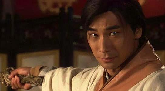 七剑下天山:游龙剑与青干剑都是绝世神兵,但是哪一把厉害