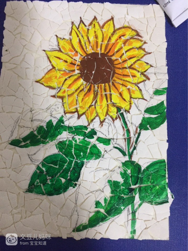 在碎蛋壳上手绘一朵向日葵,太有创意了!