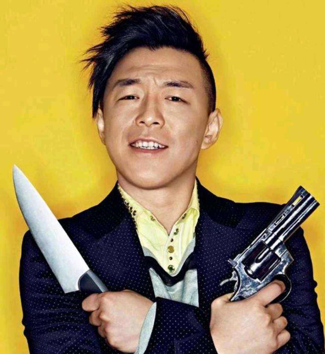 黄渤被记者刁难林志玲高圆圆谁更美?教科书式回答尽显高智商
