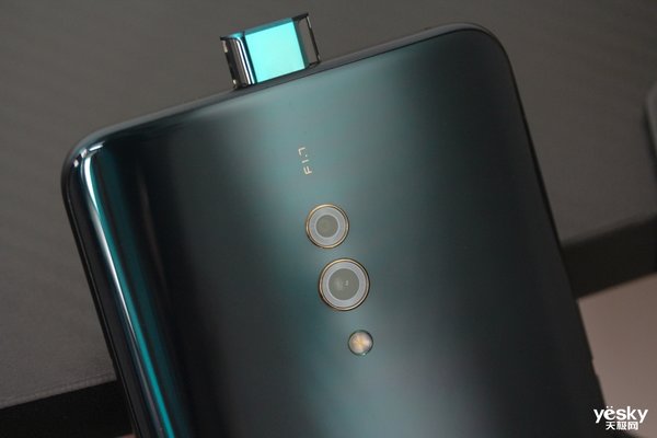 oppo k3于6月1日首销 高能配置值得拥有