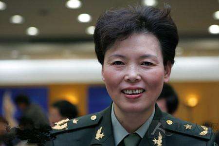 "独臂将军"陈招娣:曾打着绷带坚持比赛 去世前一件事令人感动