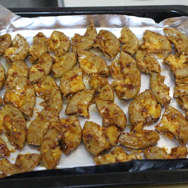 烤粉肠这样做,一点腥气味都没有,还下饭