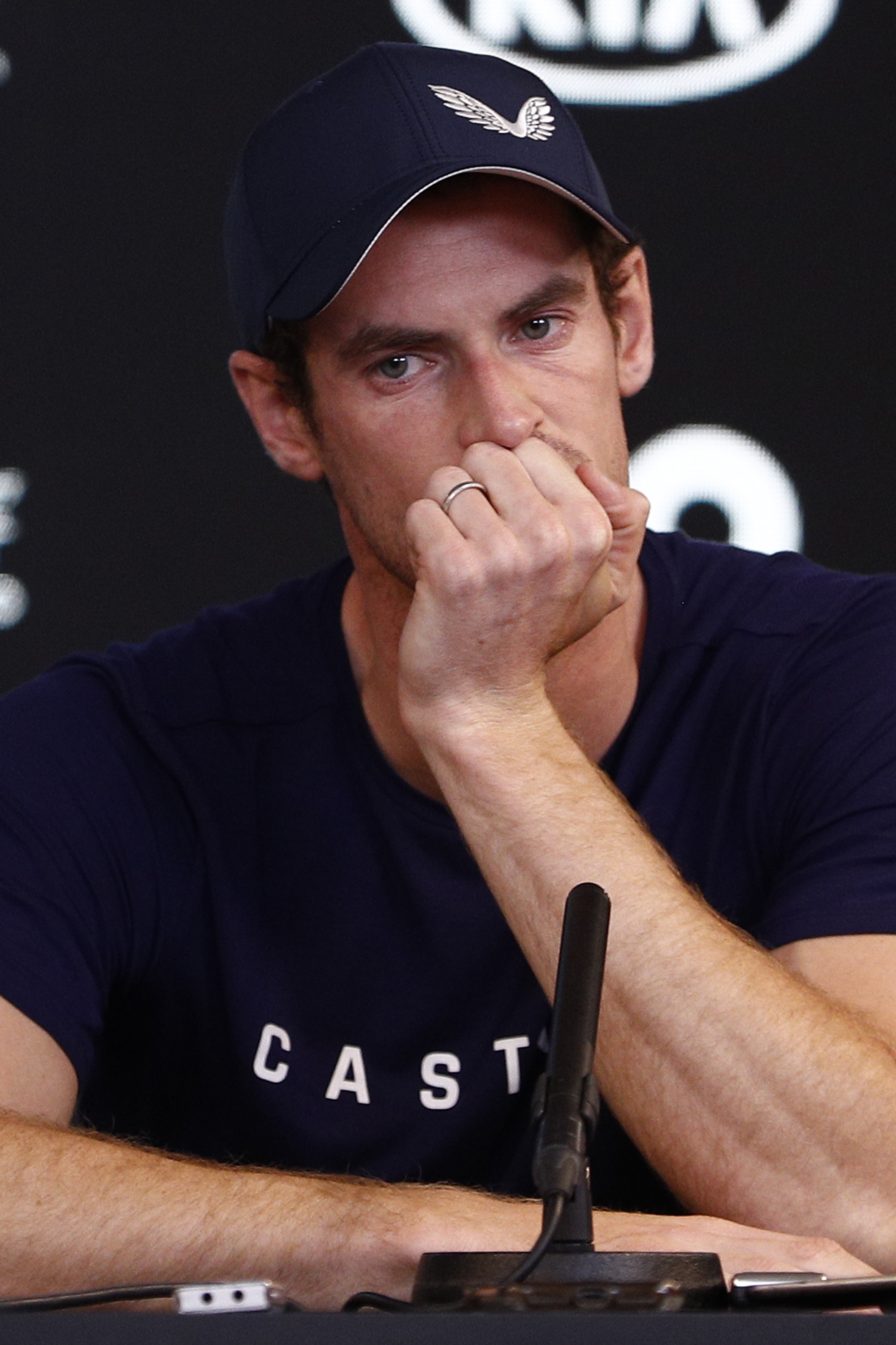 网球——穆雷考虑今年退役