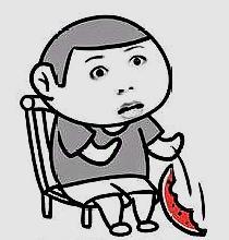 叫人通厕所,师傅连倒8瓶不明液体,要价3千8:一瓶不疏通不收费