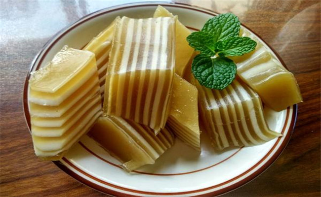 广东传统糕点马蹄糕,造型独特香嫩甜糯,男女老少都爱吃