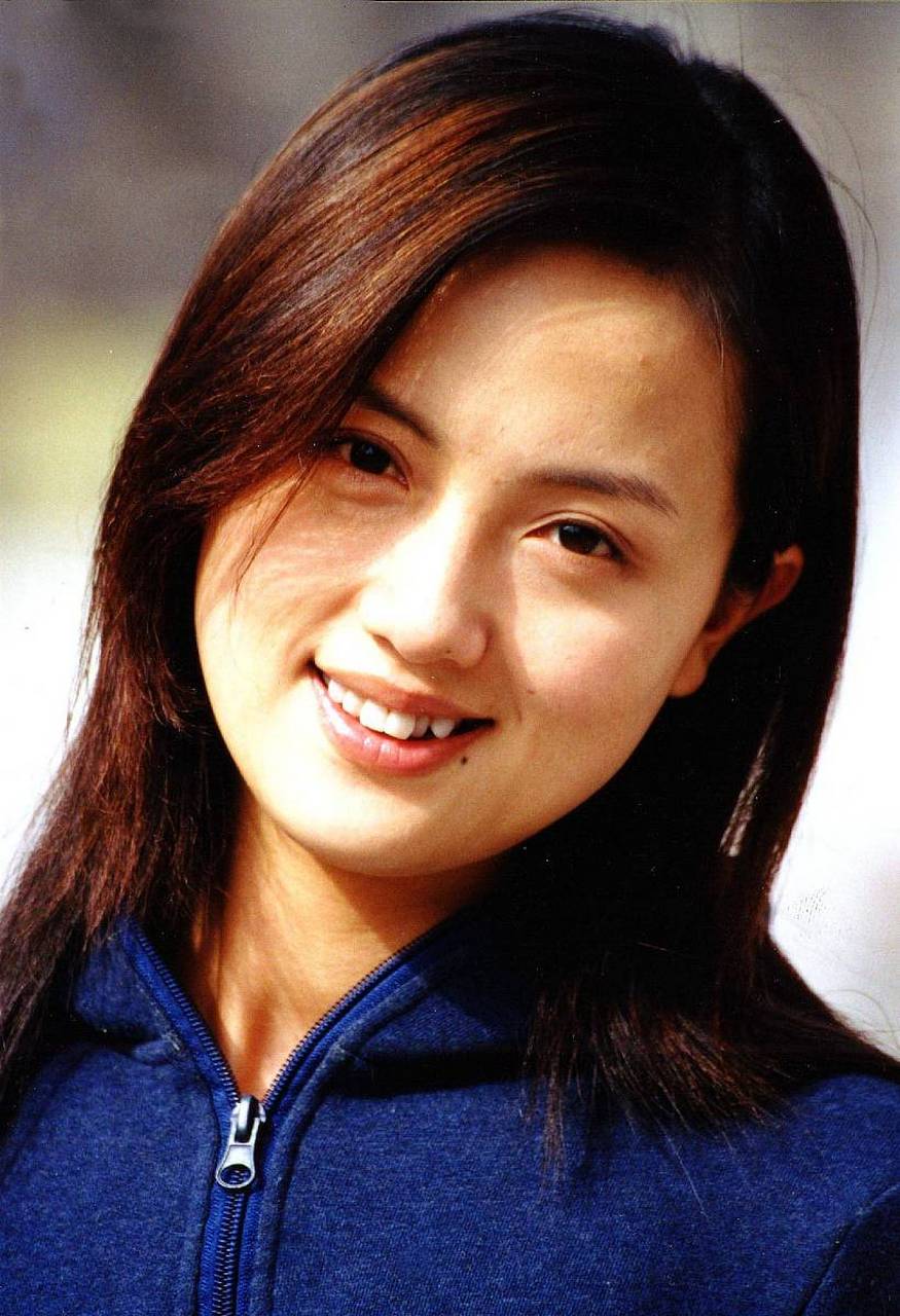 朱媛媛,很多70后80后的观众,很熟悉她,觉得她很漂亮!