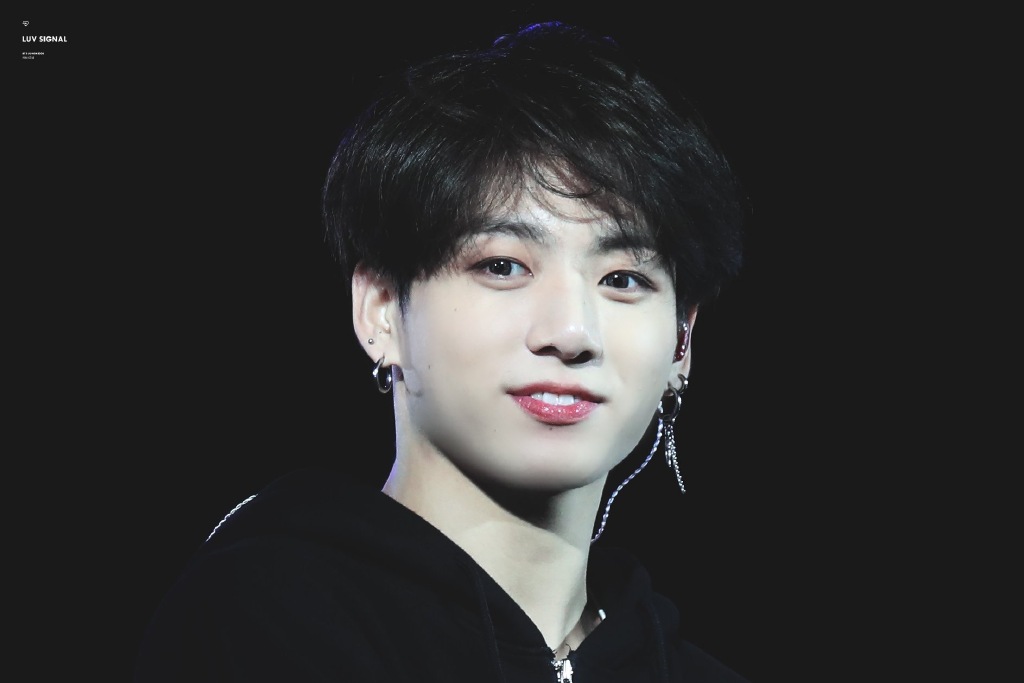 防弹少年团田柾国又发自拍啦!粉丝:请继续保持更新