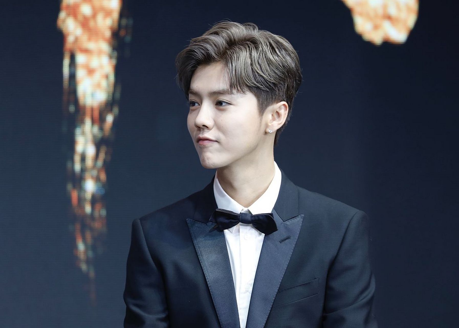 大明星鹿晗出生在新乡市封丘县曹岗乡鹿合村?