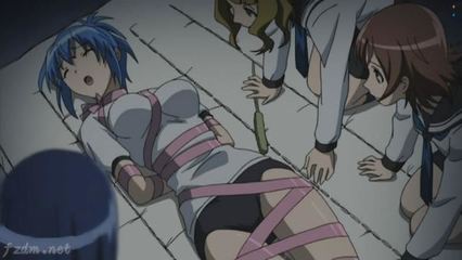 打架最另类的动漫男主,1个能变成美少女,1个要先"袭胸"!