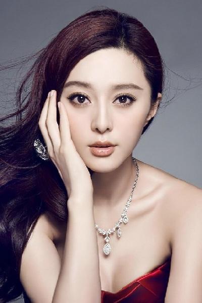 范冰冰这次复出是稳了,曾经的贵人再次出手相助,不得不服命真好