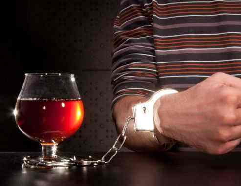 为什么突然戒酒后,身体会变得容易生病呢?两个原因你该搞清楚!