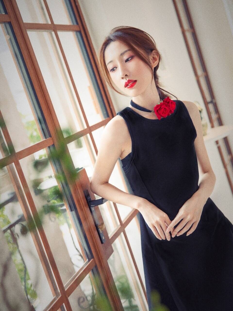 人像摄影:明眸皓齿,眉似新月的女子