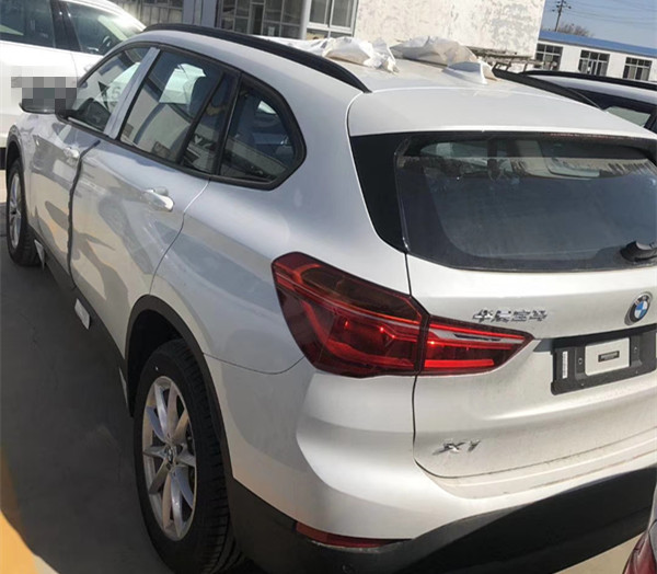 25万入手1.5t三缸宝马x1,车主:外观大气,空间是亮点