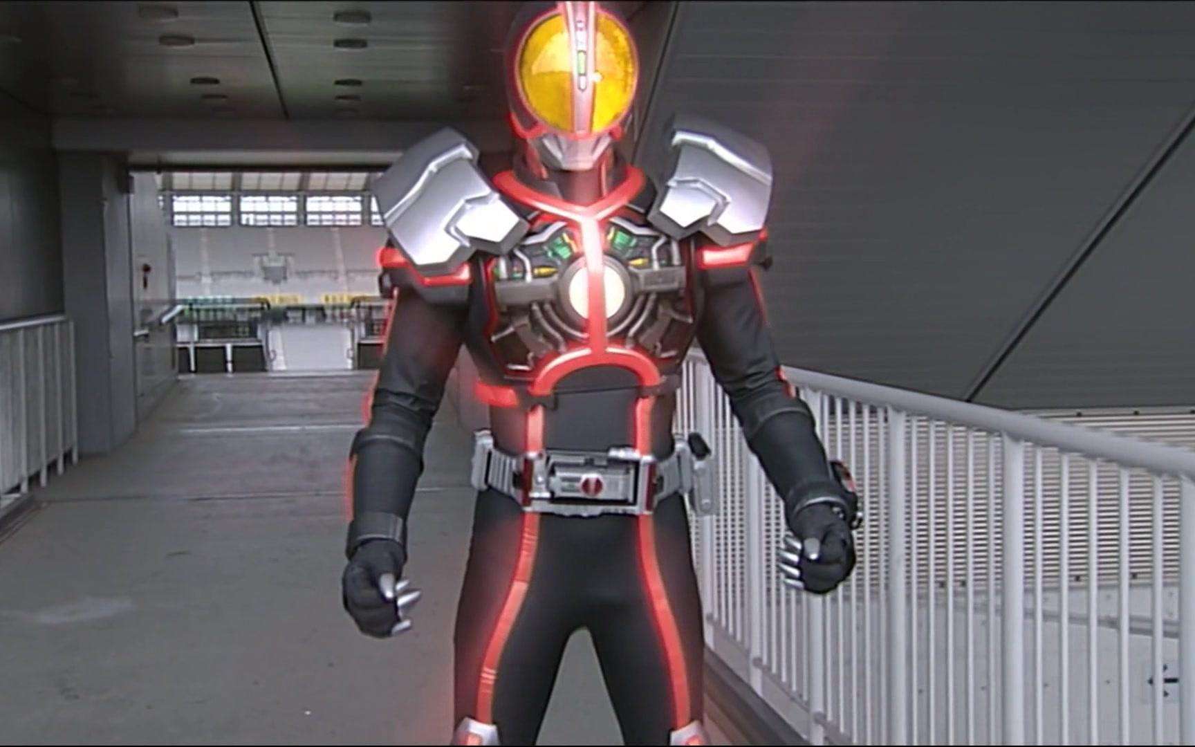 假面骑士:变身过faiz得不下10人,为何只有巧爷才是最强的?