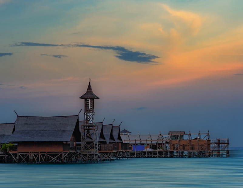 西里伯斯海又名苏拉威西海,位于著名的"珊瑚角"中心