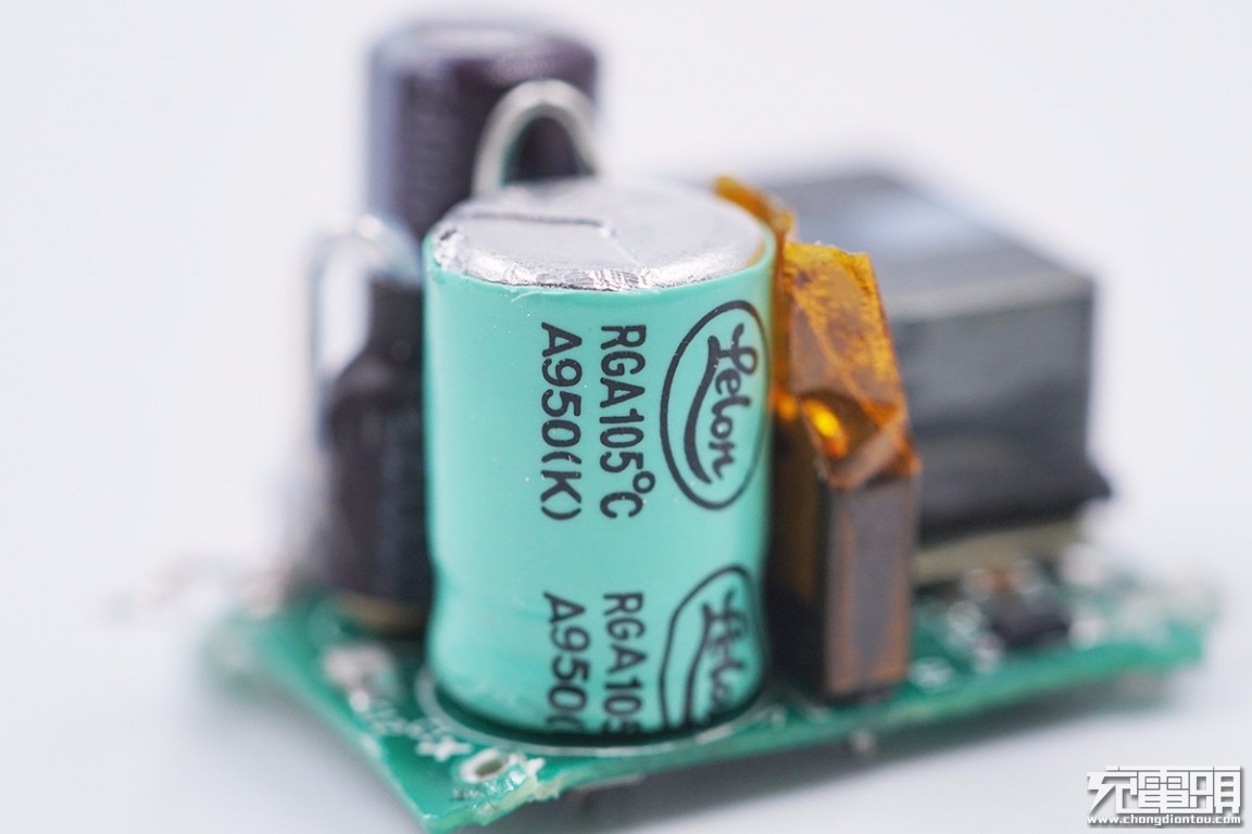 拆解报告:apple苹果新款iphone se原装5w充电器a1443