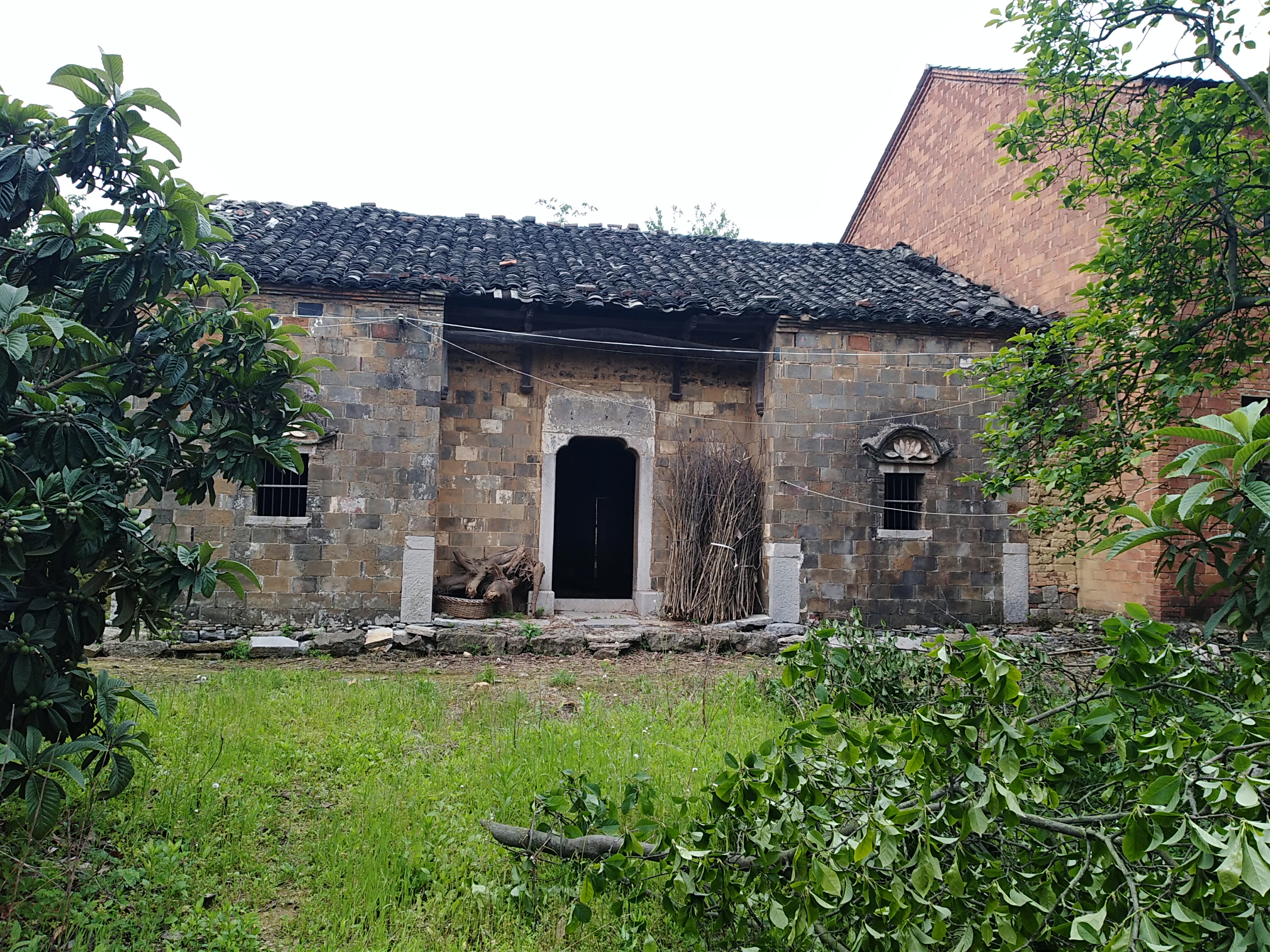 春天的老屋场,一段乡愁般的记忆