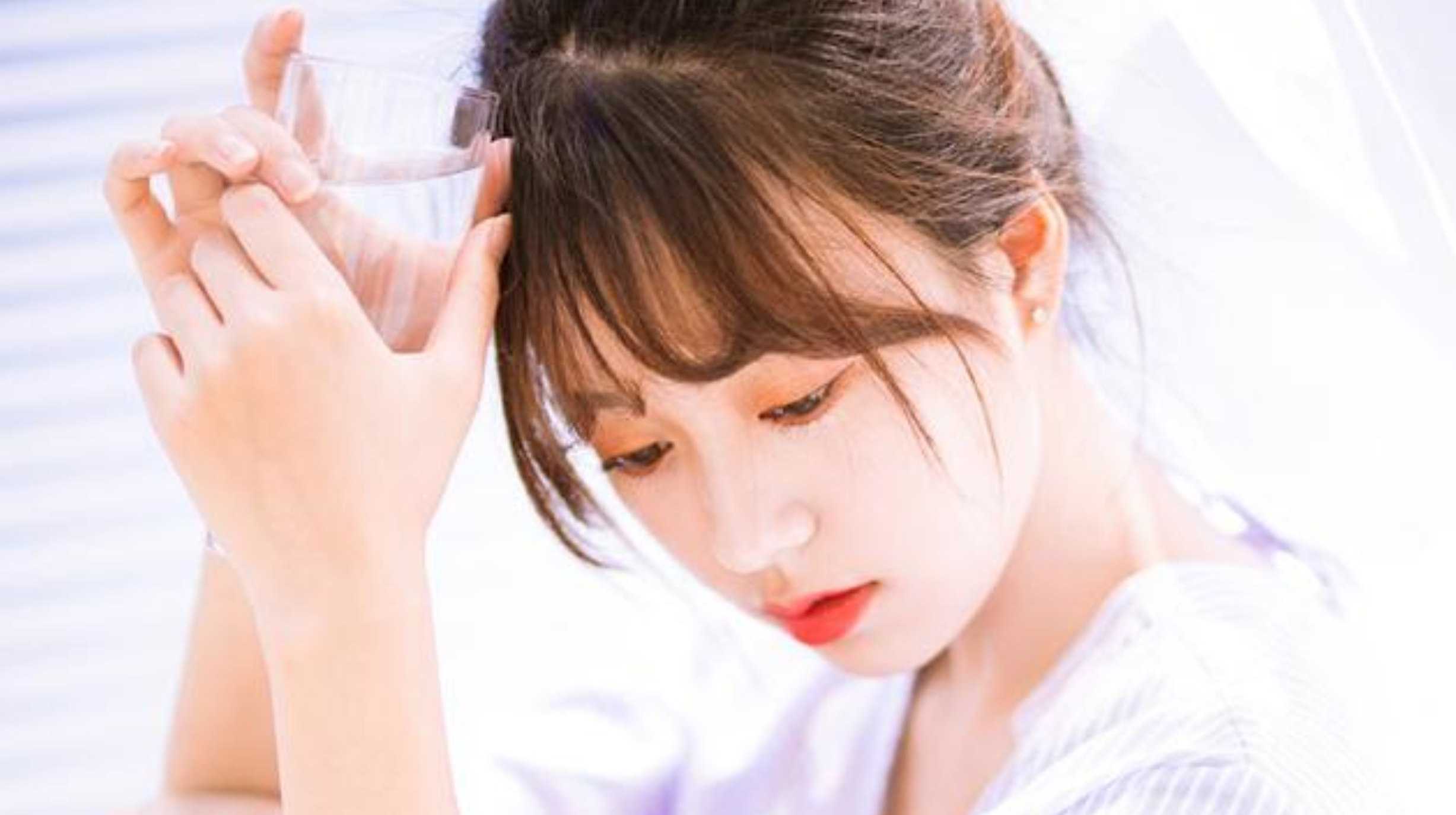 恋爱中自卑的女孩,大都有这些"弱点",男人别不懂!