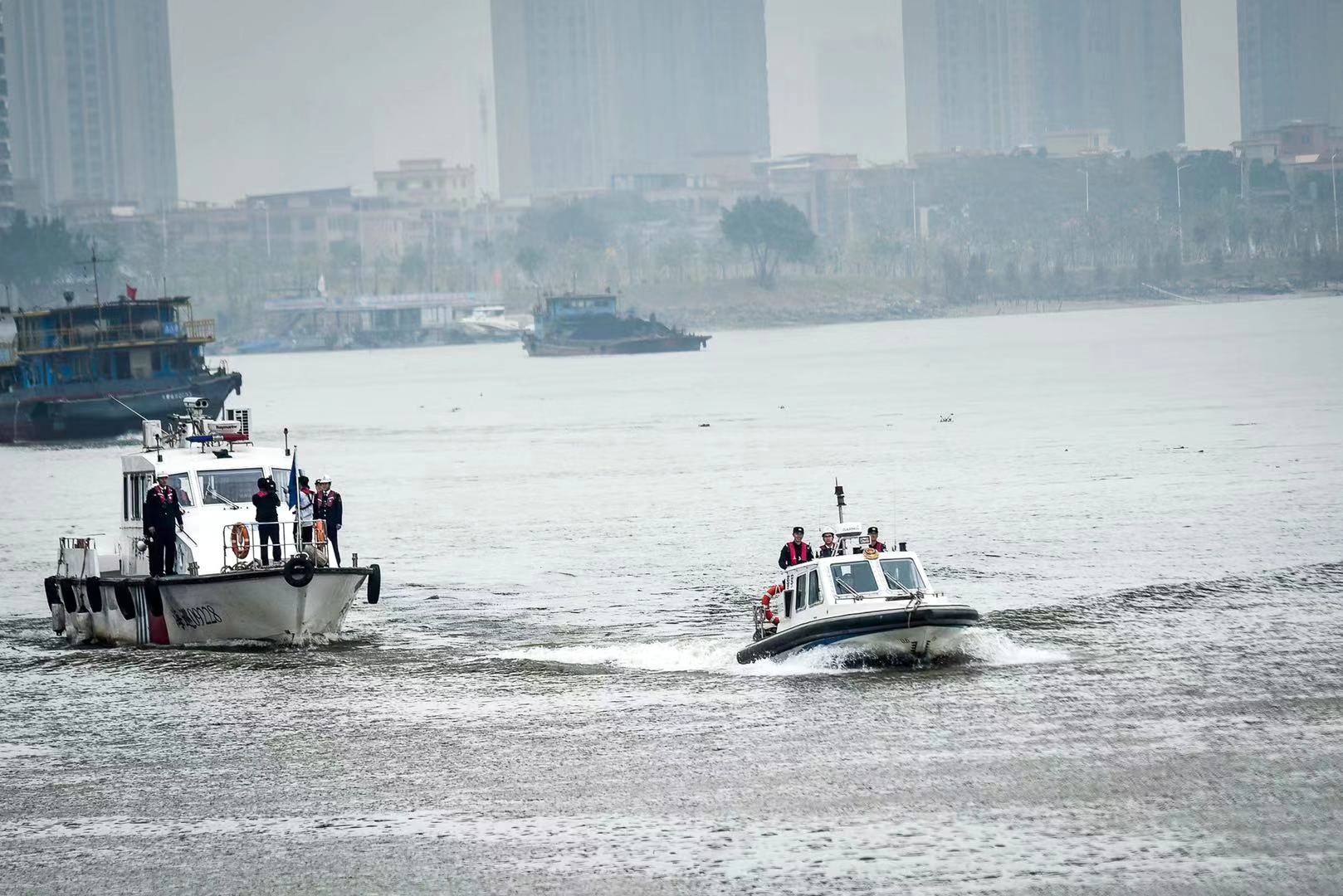佛山水警开展春运水上安全联合执勤