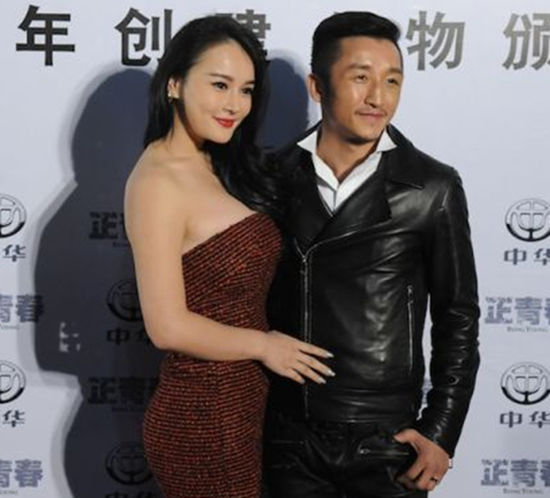 拳王邹市明大家都不陌生吧,他的妻子冉莹颖身材非常好,颜值也很高.