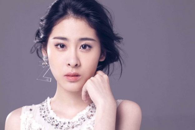 谢娜回应封杀郭碧晨传闻,大方晒聊天记录,感慨自己很牛的样子