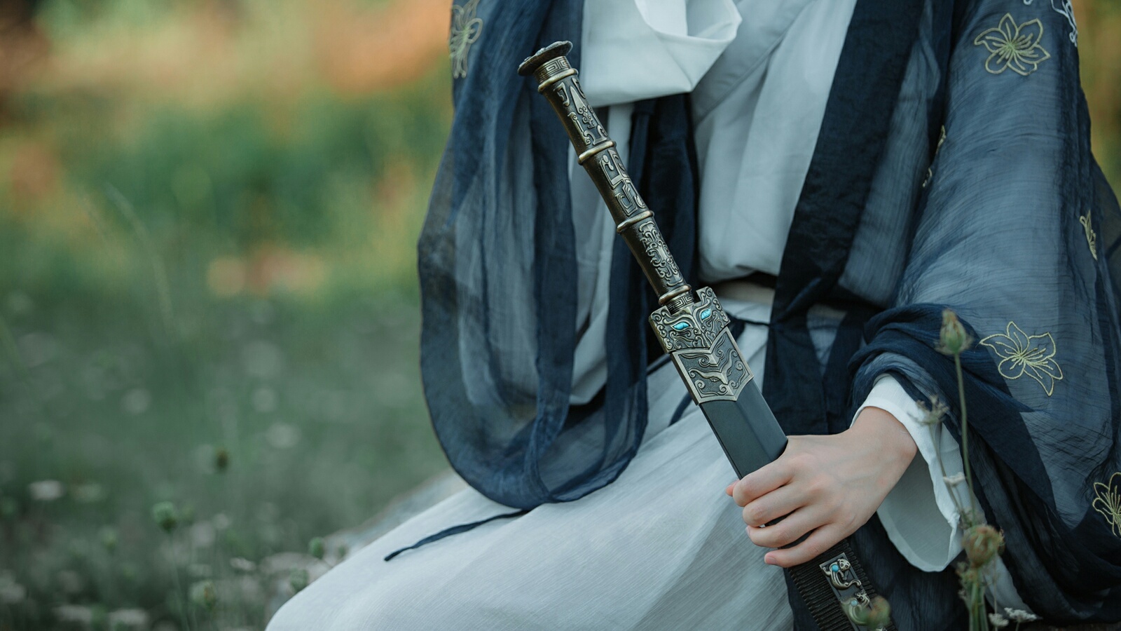 人像摄影 如何才能成为一名洒脱的女剑客