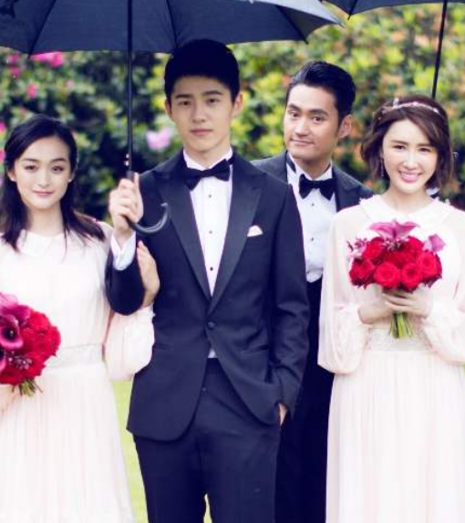 张歆艺伴娘服像仙女,包贝尔伴娘服性感,只有她的伴娘服受到吐槽