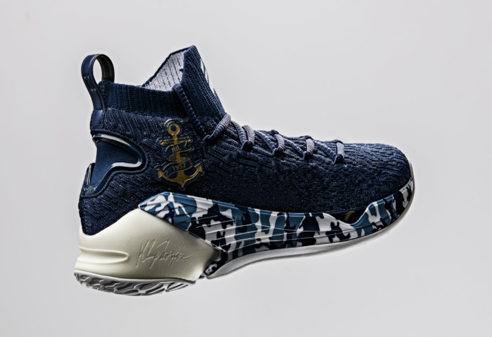 国产球鞋的设计越来越有感觉了,安踏kt4的配色真是美到窒息!