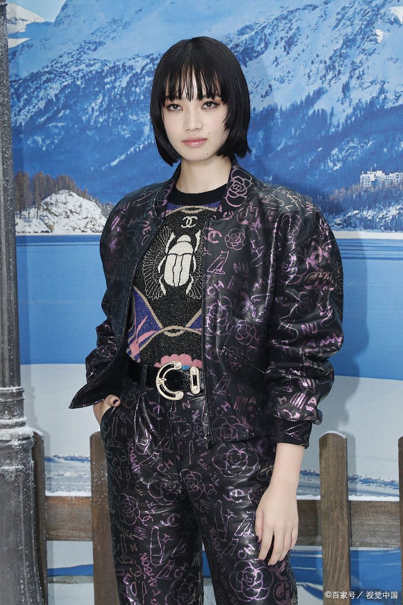 昆凌小松菜奈同框暴露时尚圈潜规则?