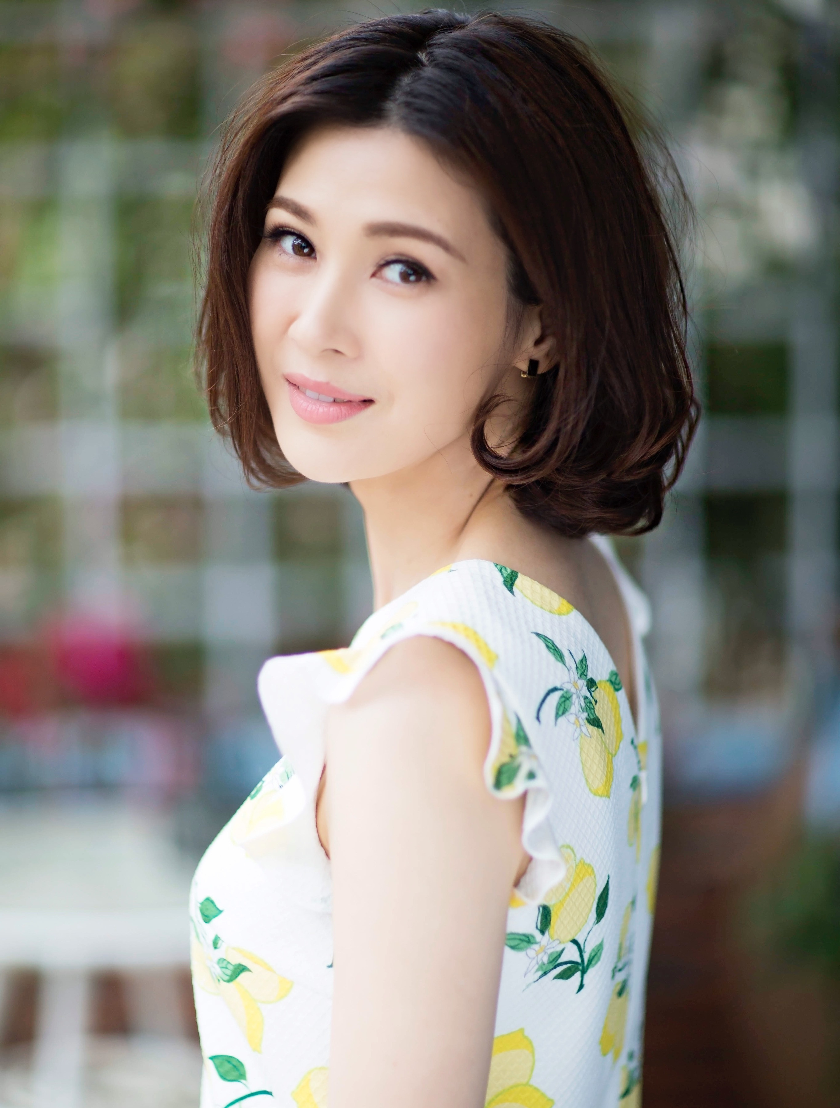 1980年出生的女明星,1978年出生的女明星 童蕾1980年出生于浙江省宁波市,内地女演员!