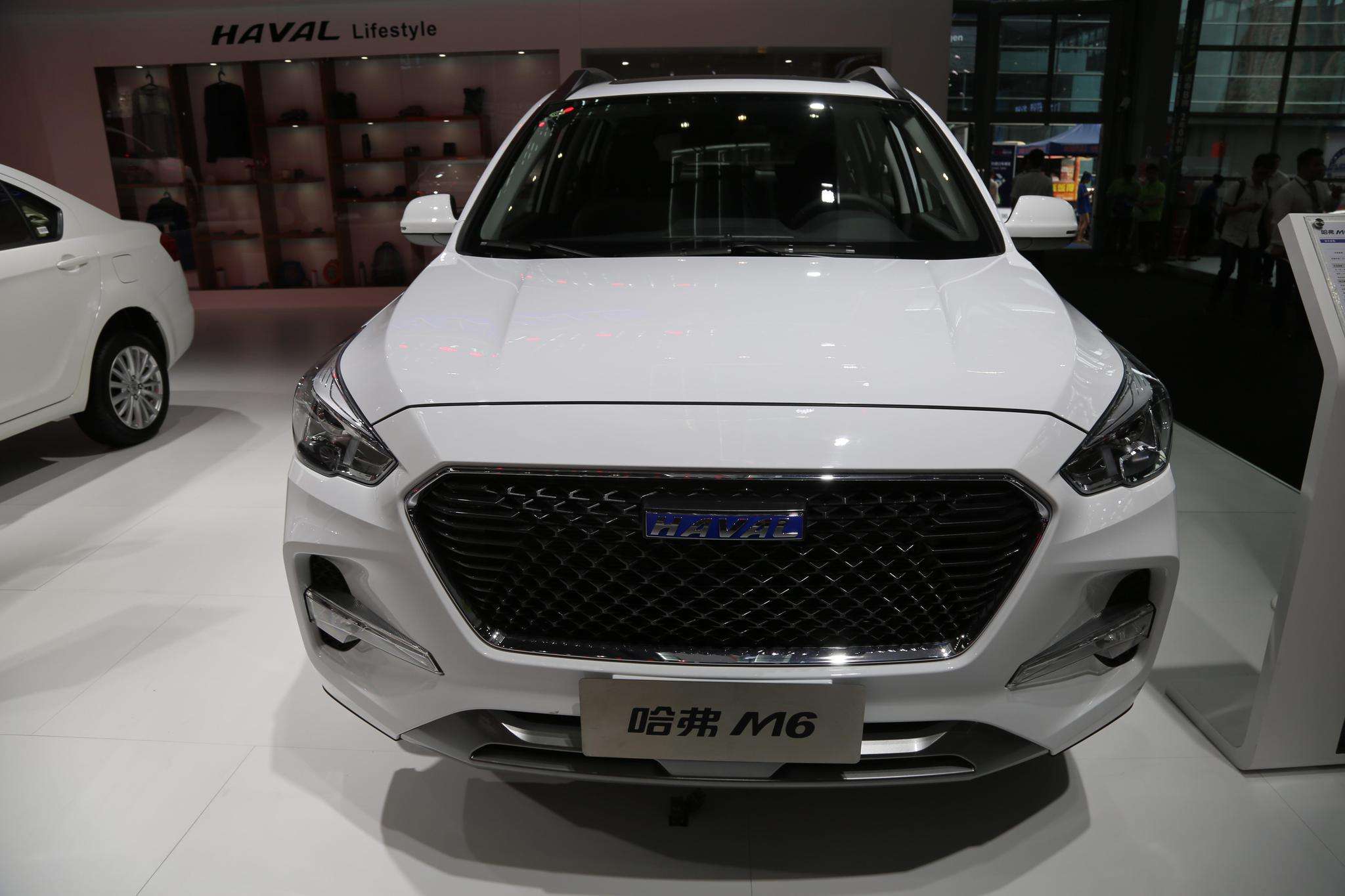 这款4米6的紧凑型suv顶配只要8万6,哈弗m6了解一下
