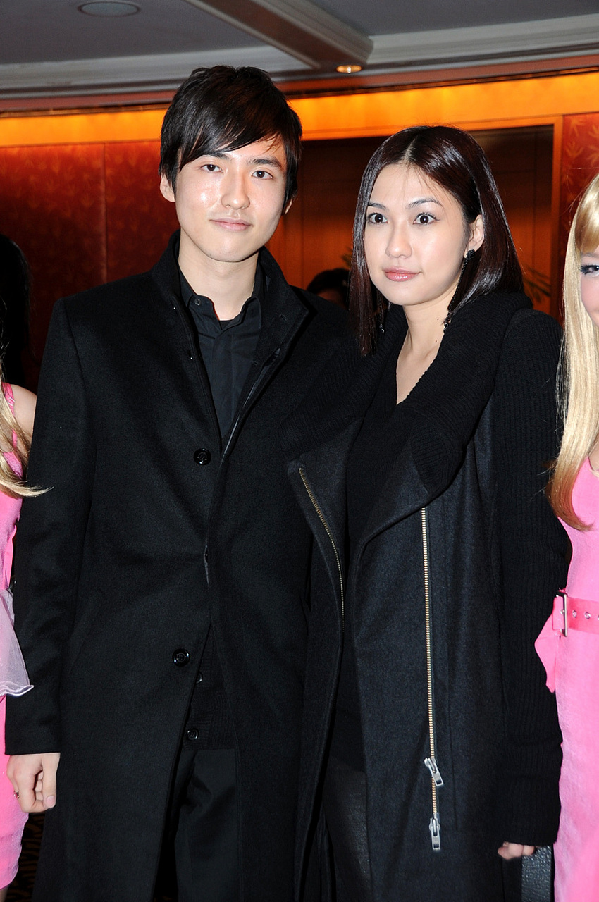 今天,我要给大家带来一则让人眼珠子掉下来的消息——萧敬腾和林有慧