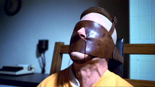 他是美国连环杀手,一名优等生,五年杀死近百人