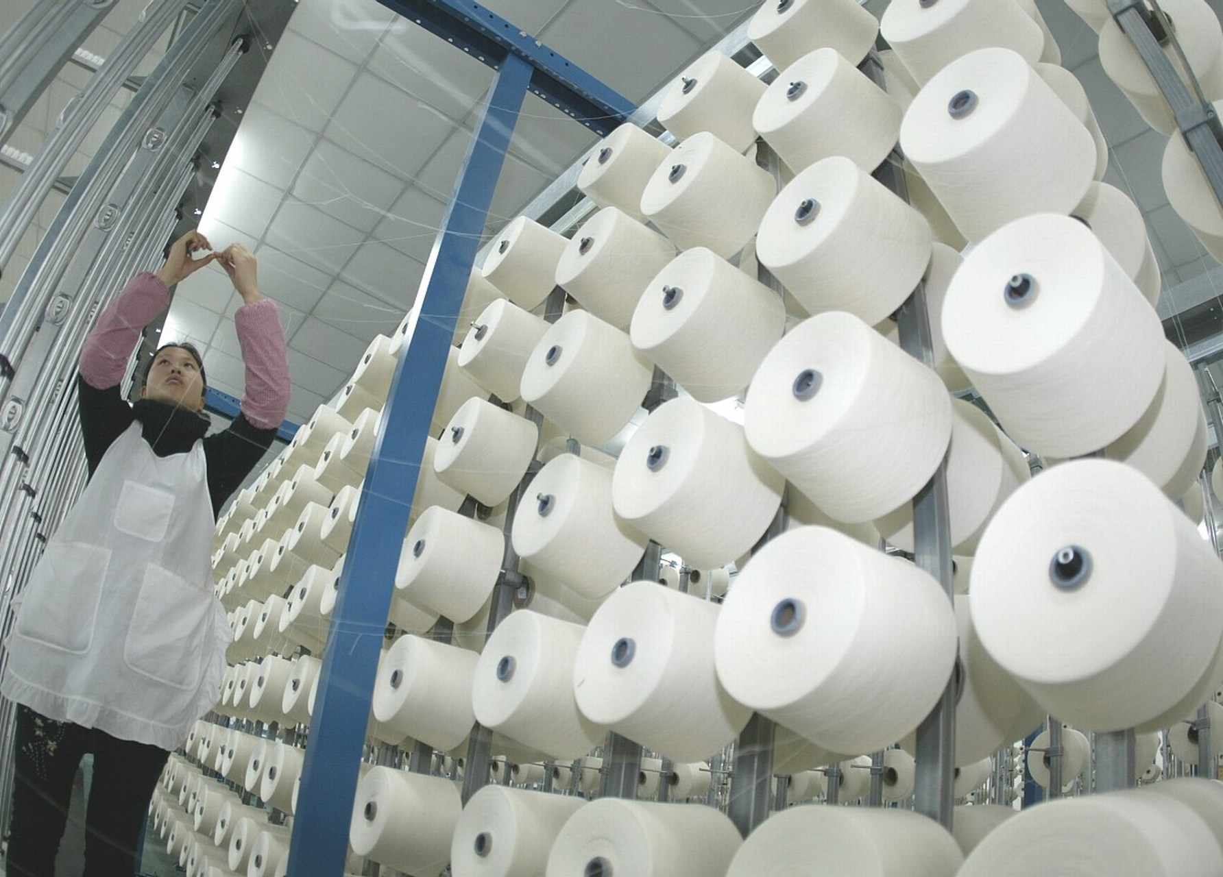 随着技术的不断创新和完善,热轧无纺布有望在未来的材料领域中发挥重