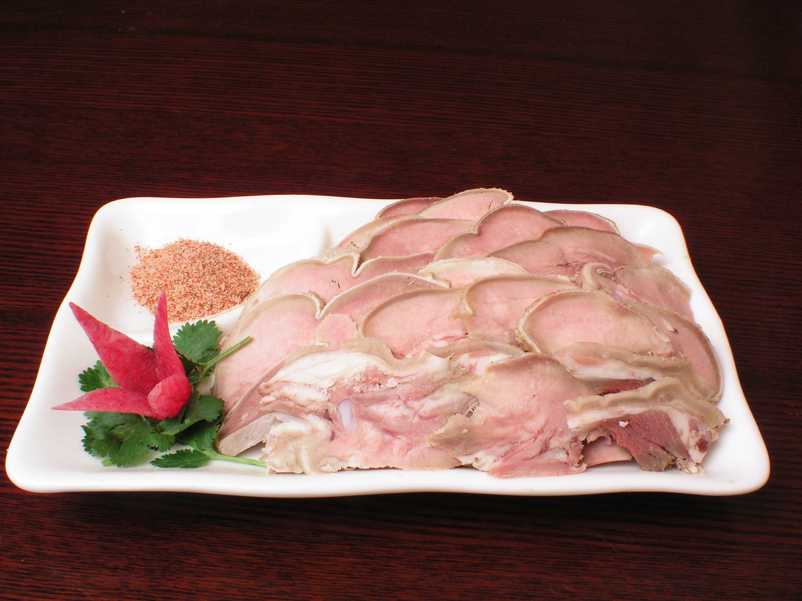 这几道菜吃起来软嫩鲜香,汁香浓郁,荤而不腻,又保持各自的特色