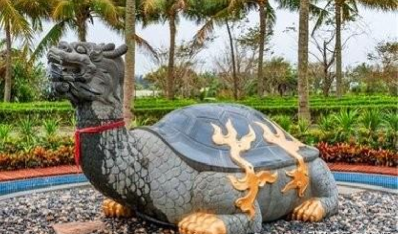 "千年王八万年龟,百年兔子不可追"上句在古代是祝寿词