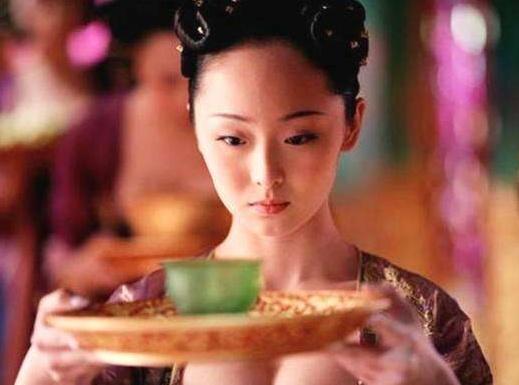 古代通房丫鬟可怜吗?原来他们早已"望穿秋水"私底下偷着乐呢!