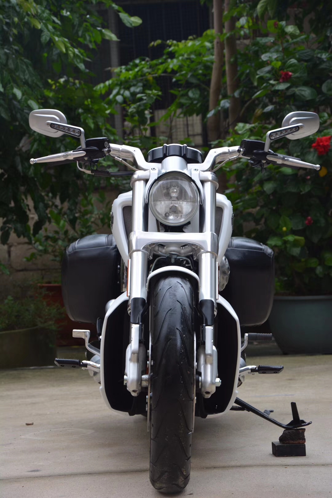 实拍哈雷v-rod,肌肉感十足!