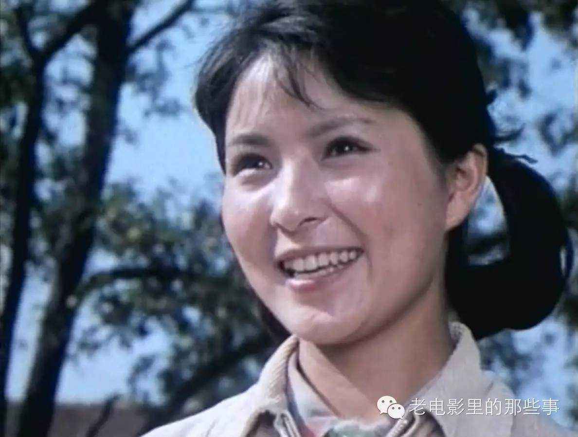 7 苗苗《苗苗(李羚饰演)