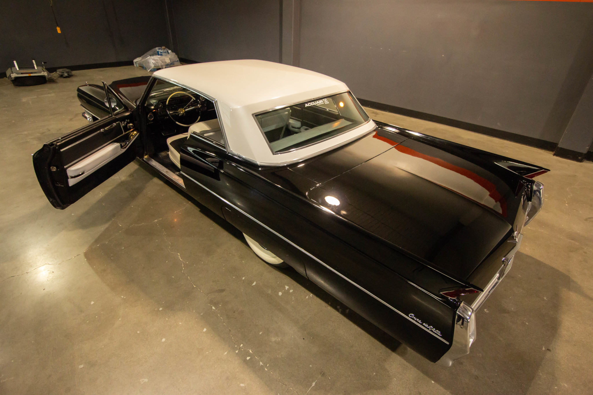 1964年凯迪拉克coupe deville,一辆外观夸张的纯正美式跑车