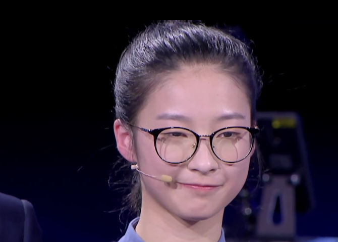 最强大脑:吴圣洁被淘汰后面带笑容,她睿智的一番话让我眼眶湿润