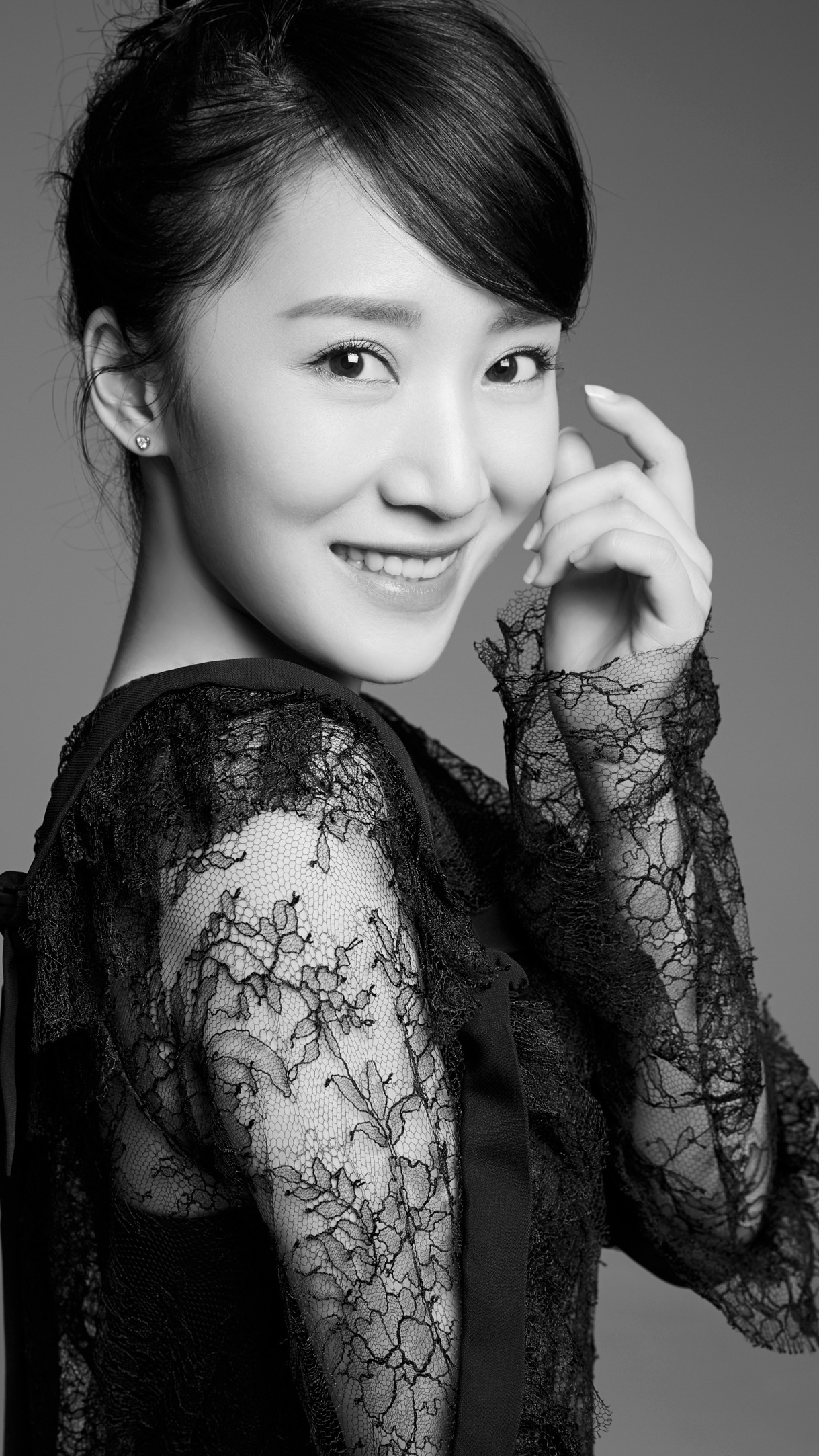 李念精美壁纸:挥不去的是记忆,留不住的是年华