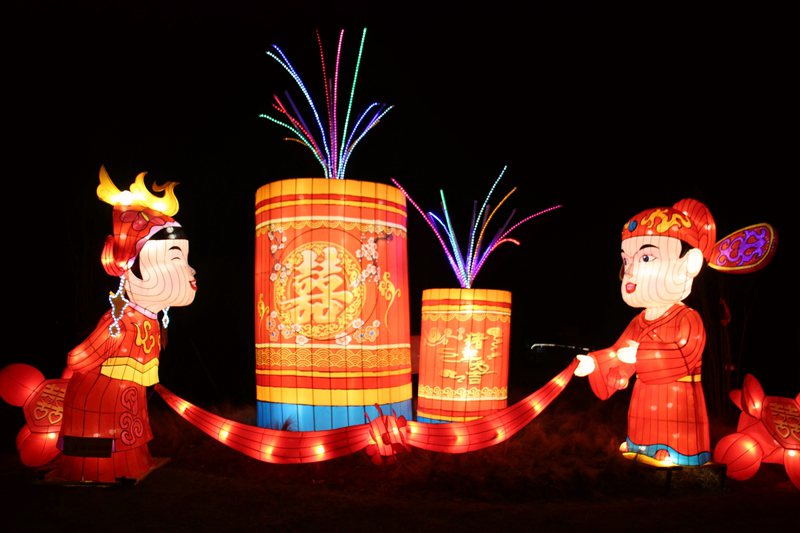 按照民间的传统风俗,今天就是农历正月十三啦,开始上灯啦!