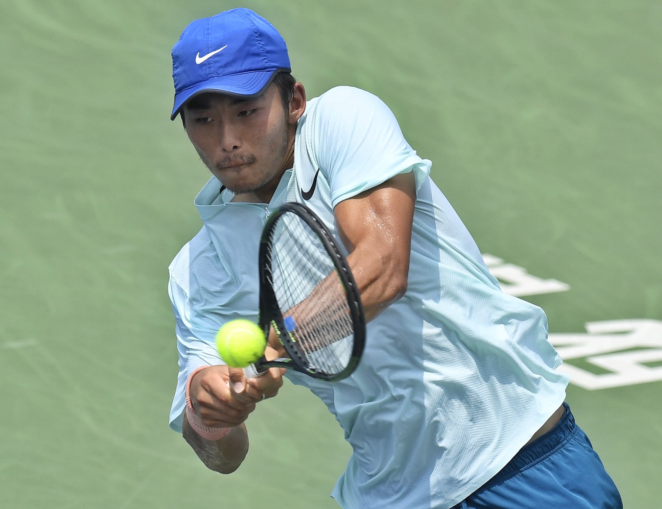 网球——成都国际挑战赛:张择晋级决赛(3)