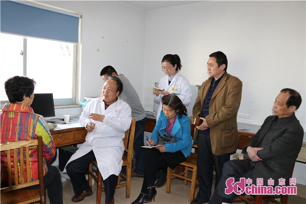 著名中医肿瘤专家王三虎教授到市第四医院进行学术交流