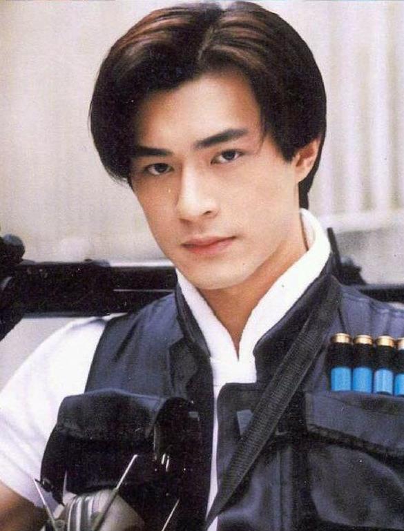 明星青涩旧照:沙溢