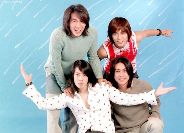 由五个大男孩所组成的五月天,一反一般摇滚乐团给人